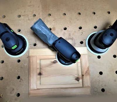 De excenterschuurmachines onderscheiden zich o.a. van elkaar in de diameter van de steunschijf en de verhouding tussen vermogen en gewicht