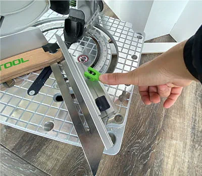 Hoek met zwaaihaak meten