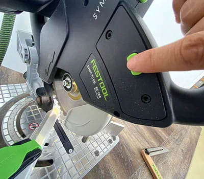 Eventueel de aanslaglinialen terugplaatsen