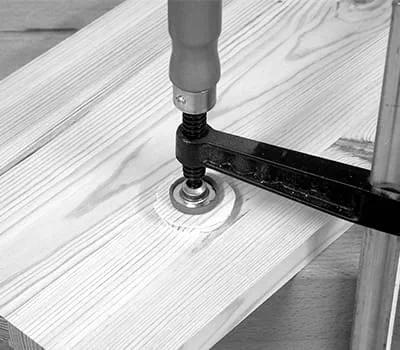 Blokje met witte lijm gelijmd