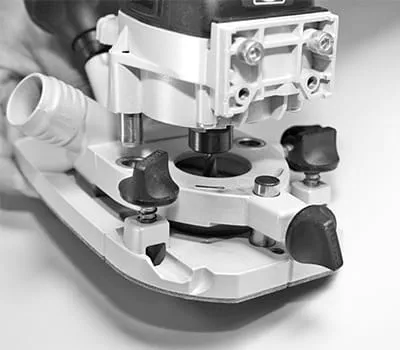 machine met oplegtafel verbinden