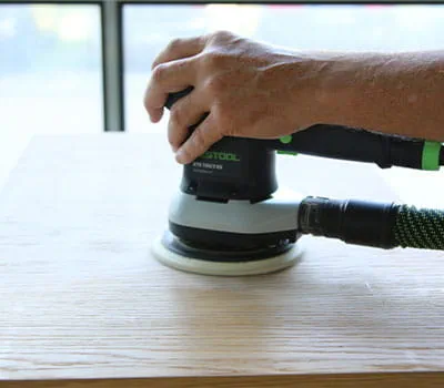 Kruislings oppervlak schuren