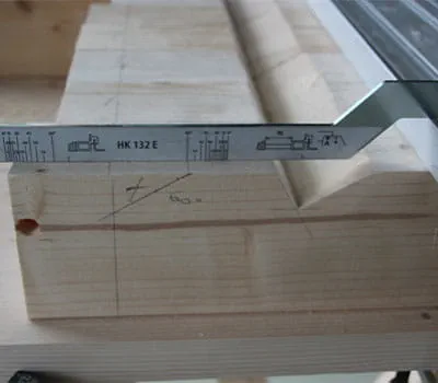 Op maat zagen van de spantkoppen