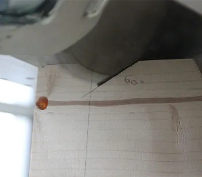 Hoekzaagsnede uitvoeren