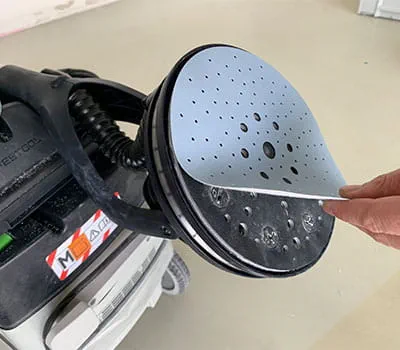 Passend schuurmateriaal aanbrengen