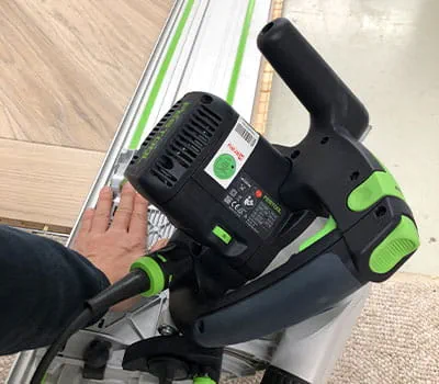 Hoekzaagsnede uitvoeren