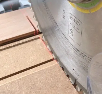 Inkepen van de groef