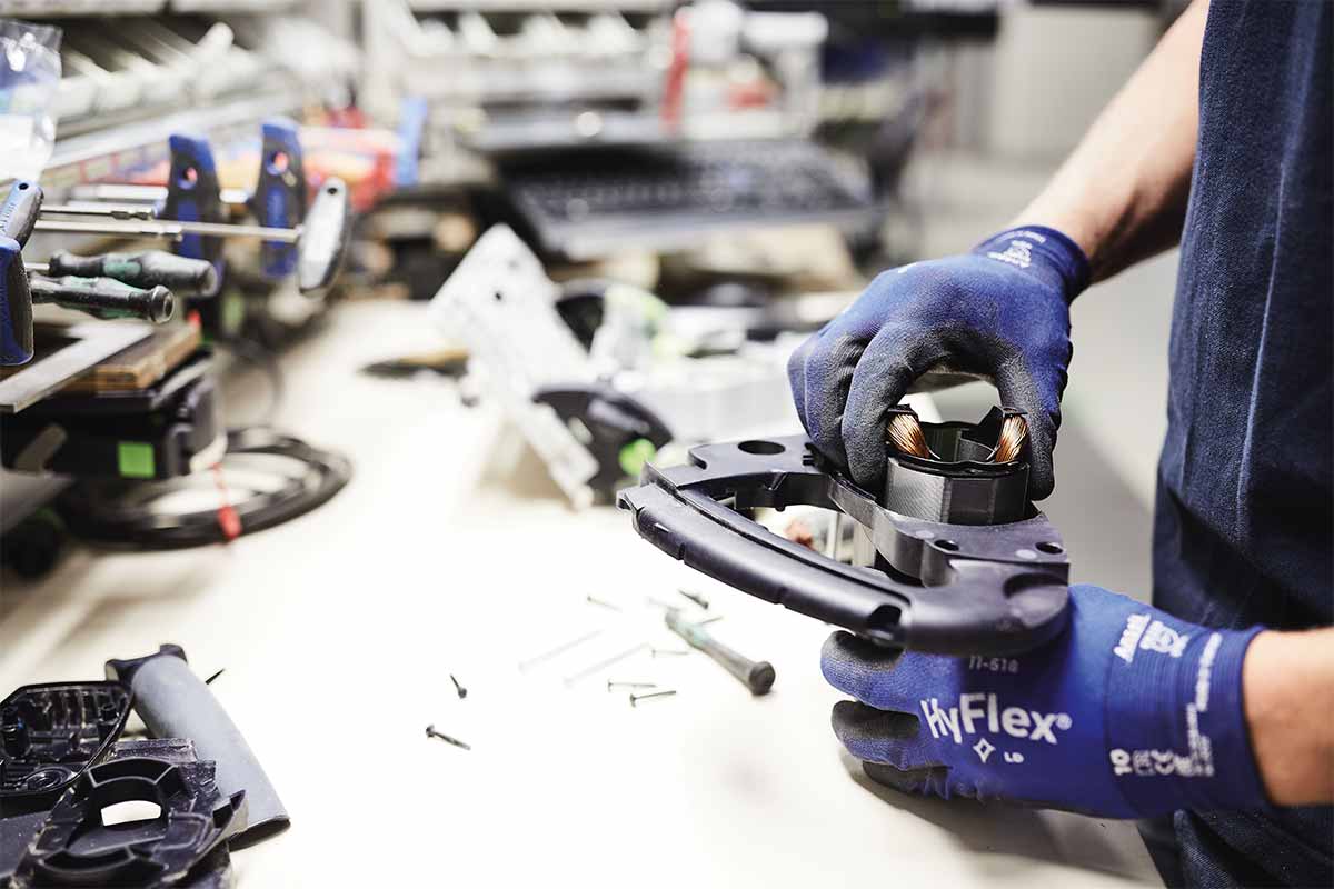 Volledige reparatieservice van | Meer dan reparatie