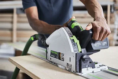 De SawStop-technologie in de Festool-tafelcirkelzaag TKS 80