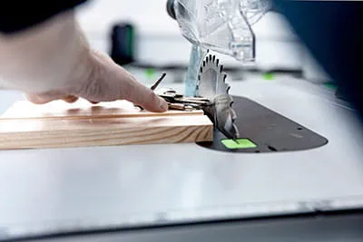 De Festool-tafelcirkelzaag TKS 80 met de SawStop-technologie