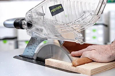 De Festool-tafelcirkelzaag TKS 80 met de SawStop-technologie