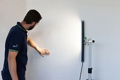 Oppervlakcontrole met het Festool-controlelicht STL 450