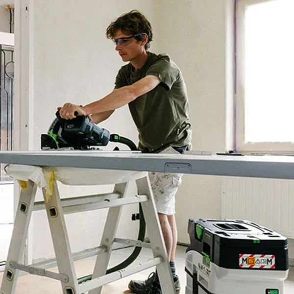 De compacte accu-stofzuiger is de passende partner voor werkzaamheden onderweg en voor spontaan gebruik tussendoor.