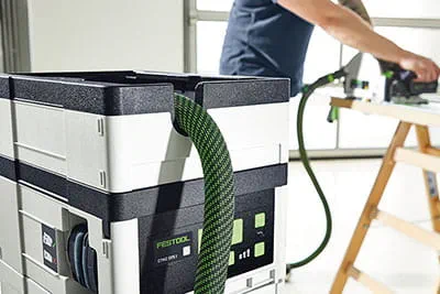 Ideaal samenspel met Festool-accu-gereedschappen. Comfortabel en snel: automatisch inschakelen van de stofzuiger via de Bluetooth® accu.