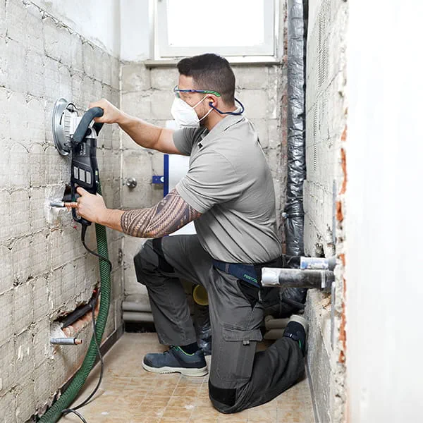 De koolborstelloze EC-TEC-motor overtuigt met een lange levensduur en werkt zeer efficiënt. Zo behoren oververhitting en gedwongen onderbrekingen tot het verleden.