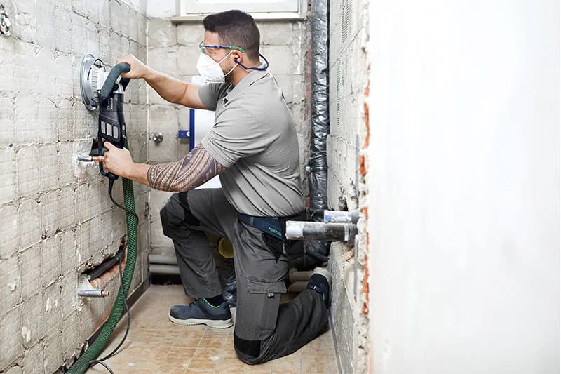 De koolborstelloze EC-TEC-motor overtuigt met een lange levensduur en werkt zeer efficiënt. Zo behoren oververhitting en gedwongen onderbrekingen tot het verleden.