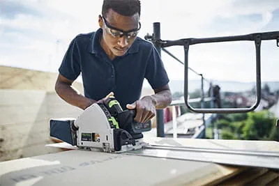 Inbouw van de Festool Systainer3 in de voertuiguitrusting