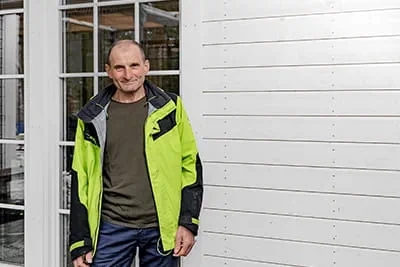 Meubelmaker en bedrijfsleider Marek Malek