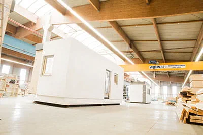 De prefabwoningen van de firma Haas uit Oostenrijk