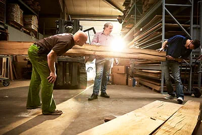 De accu-schroefboormachine van Festool in actie