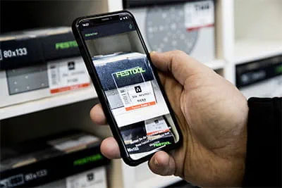 De magazijnopslag en het magazijnbeheer via de Festool Order-app.